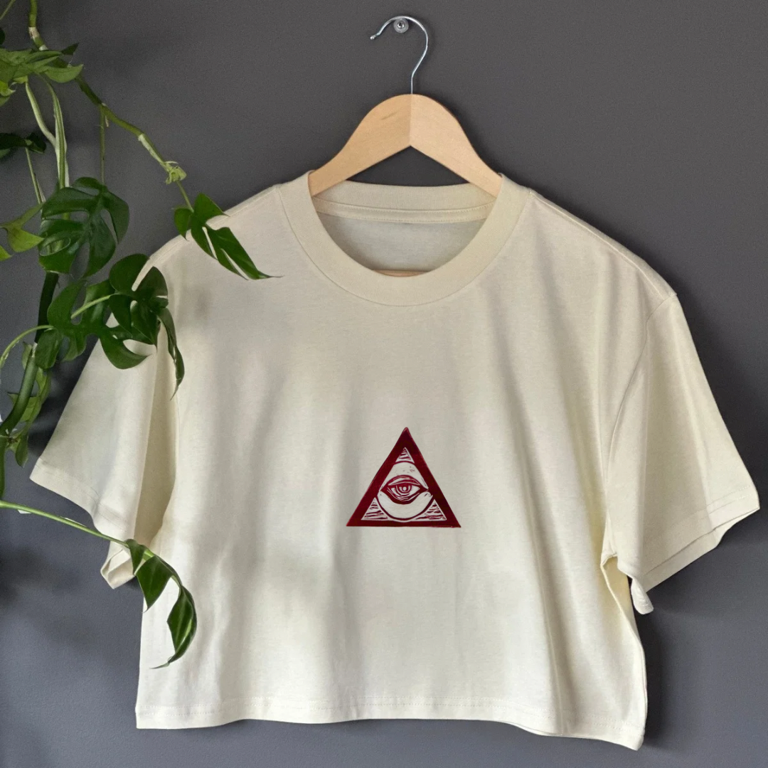 Cropped Tee - Eye Knows