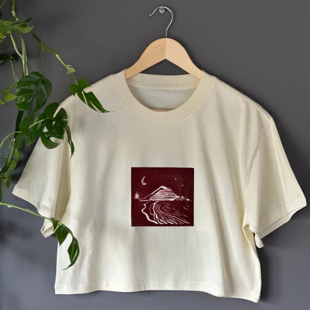 Cropped Tee - Mount Maunganui Calls