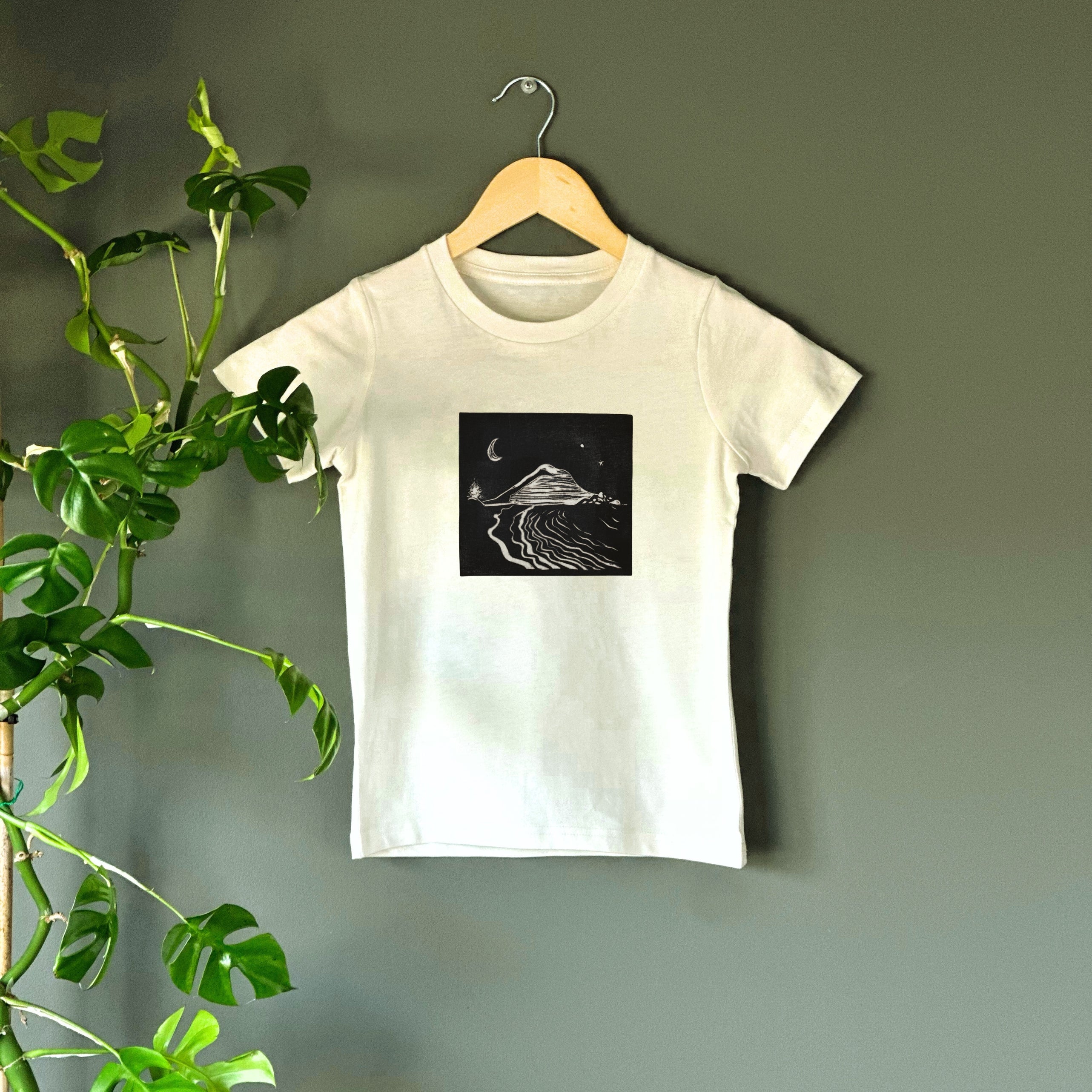 Kids T-Shirt - Mount Maunganui Calls