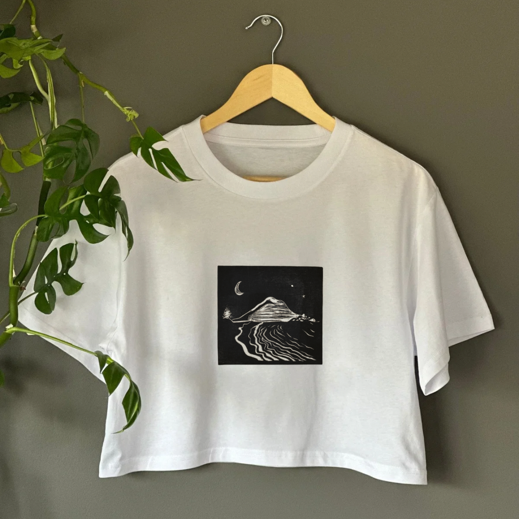 Cropped Tee - Mount Maunganui Calls