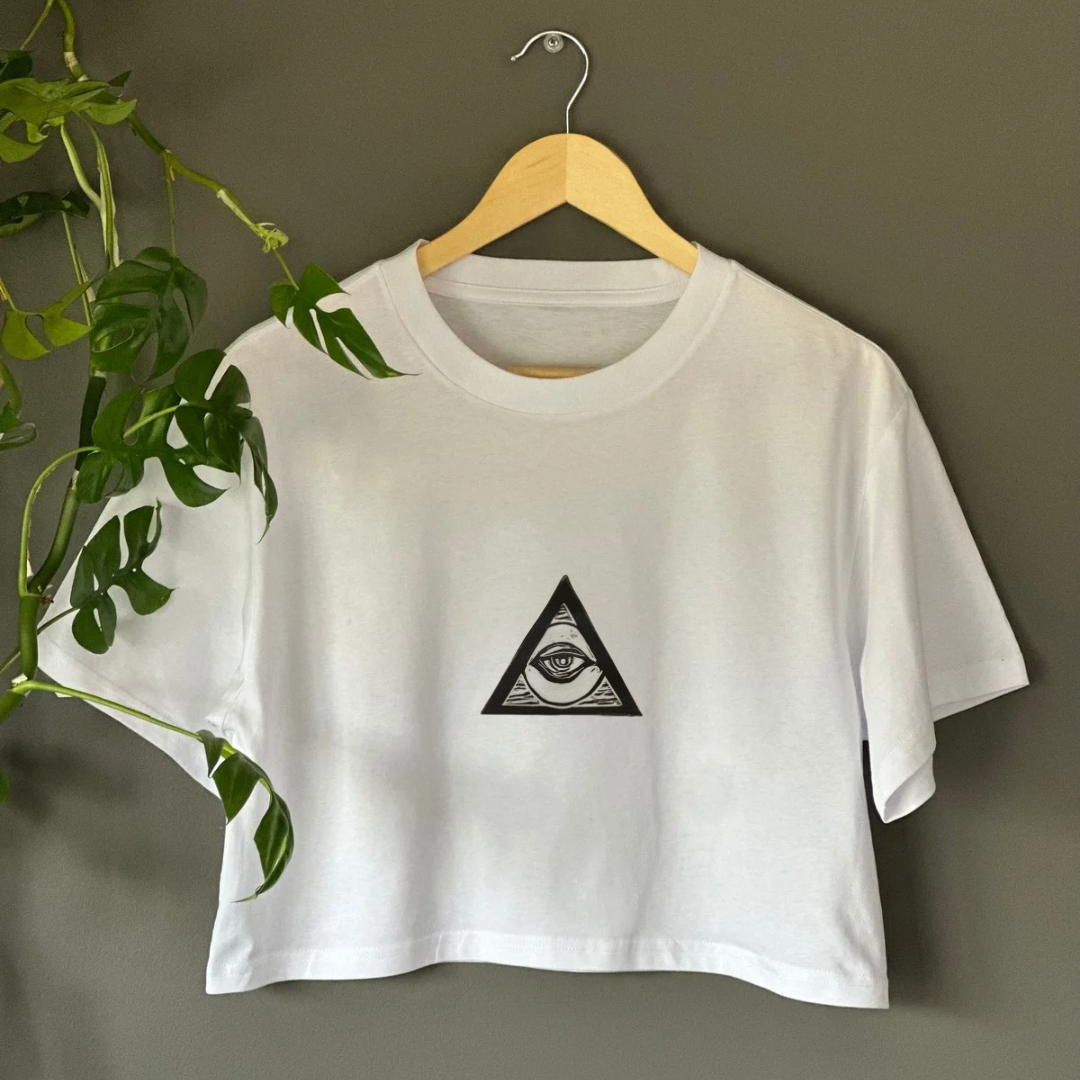 Cropped Tee - Eye Knows
